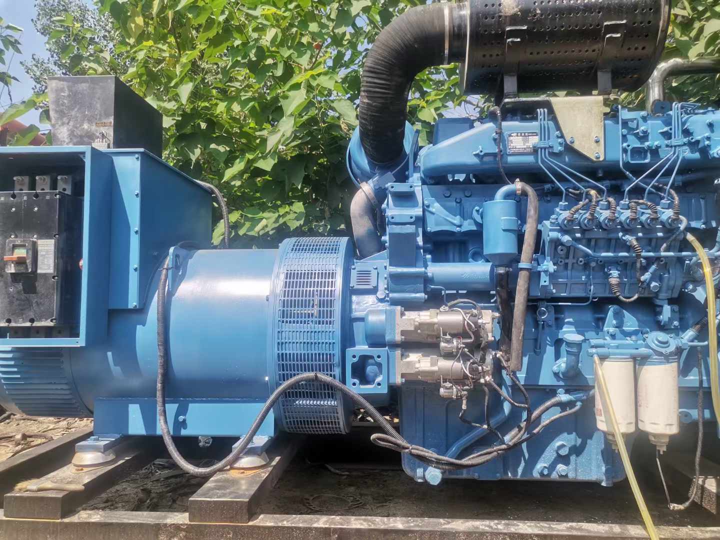 古冶详细说明降低 800kW 柴油发电机输出电流波动的方法