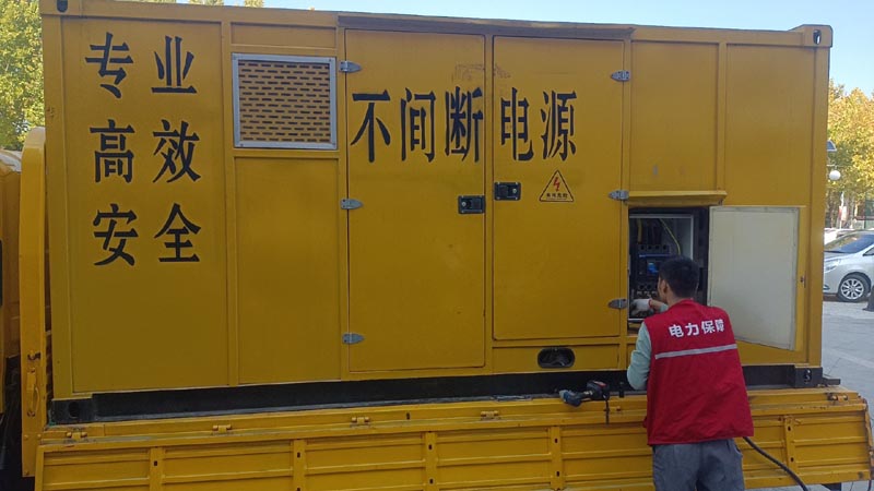 古冶柴油发电机组和UPS电源配合使用时，如何避免切换过程中的电力中断？